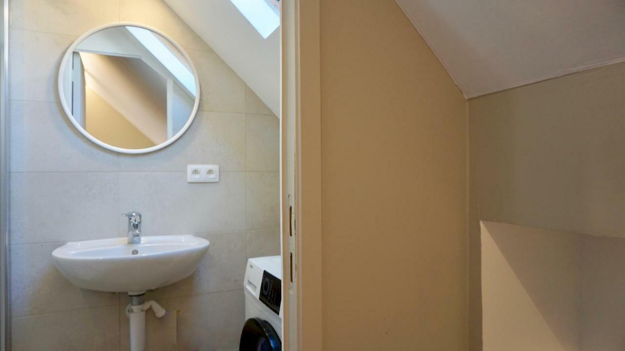 Unit 8 - Charming Loft Apt. Near Avenue Louise Free Parking บรัสเซลส์ ภายนอก รูปภาพ